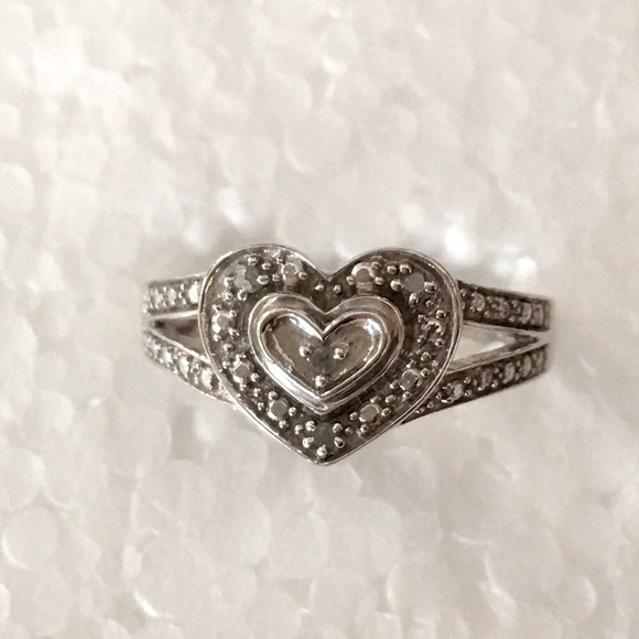 Heart Ring Diamonds And Sterling  size 7 - Picture 2 of 11